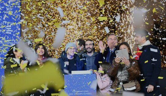 La claque de Tahar Rahim a Houellebecq et à Dassier